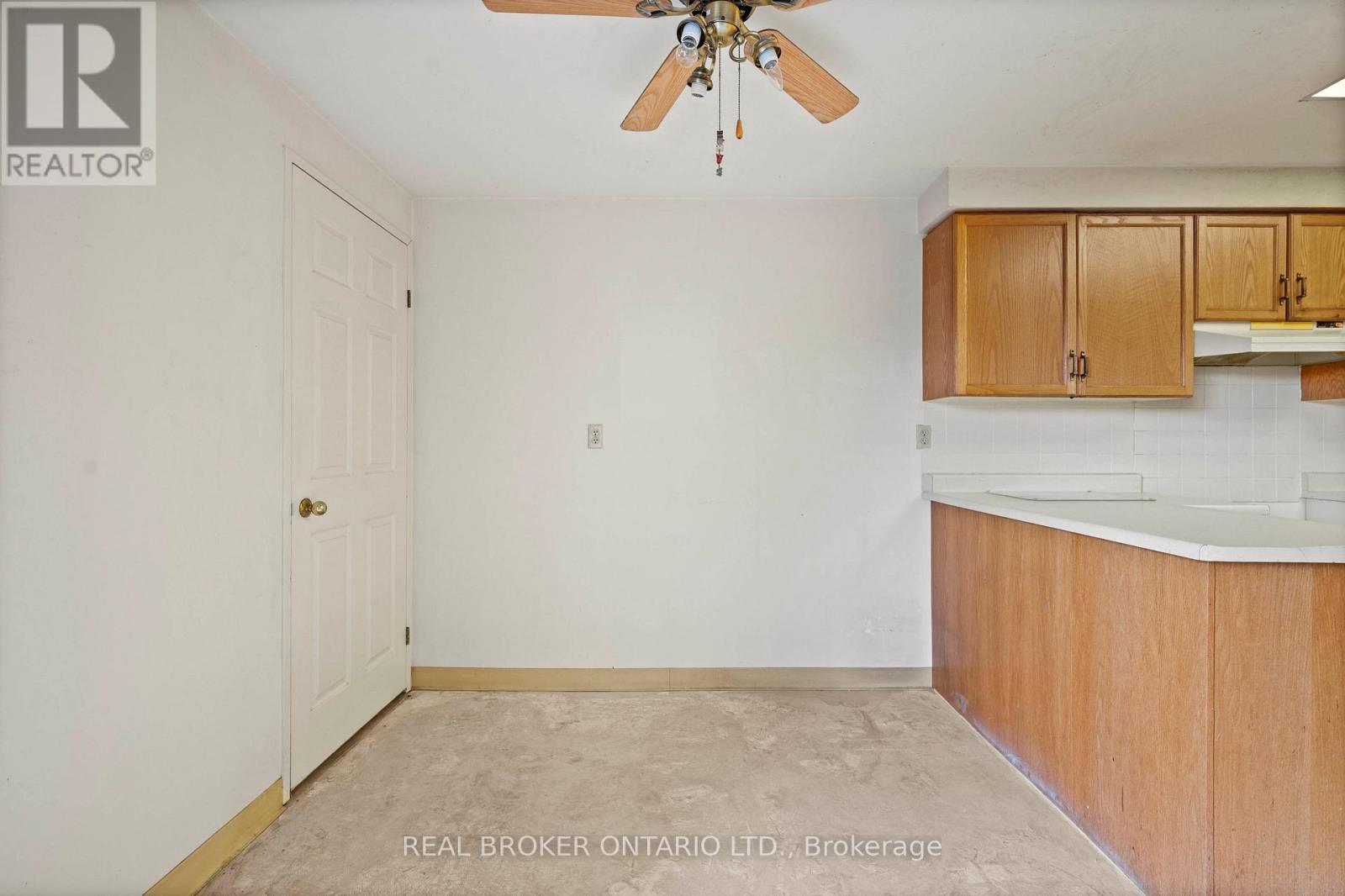 101 - 265 Westcourt Place, Waterloo, Ontario  N2L 6E4 - Photo 13 - X12986752