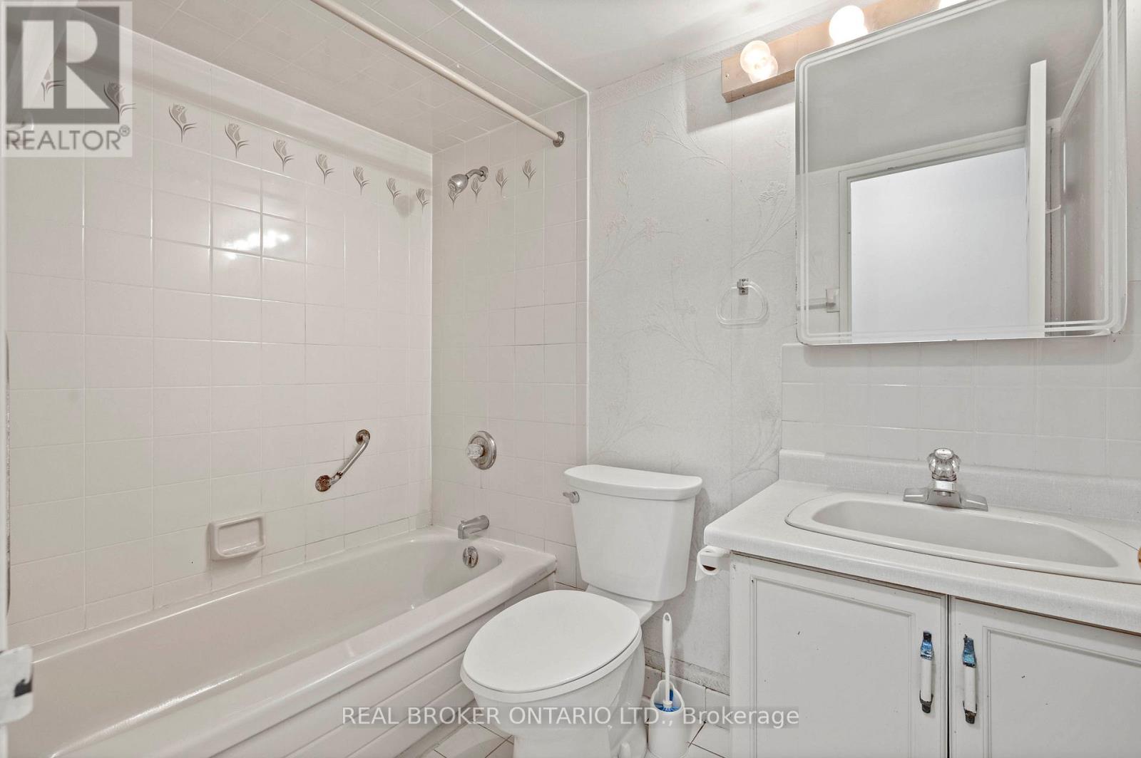 101 - 265 Westcourt Place, Waterloo, Ontario  N2L 6E4 - Photo 27 - X12986752