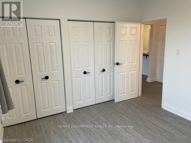 211 - 37 Mericourt Road, Hamilton (Ainslie Wood), Ontario  L8S 2N5 - Photo 13 - X12986756