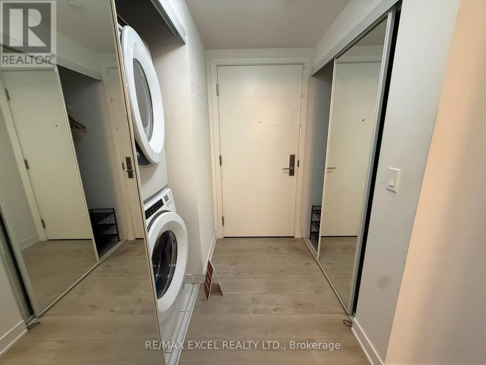 3705 - 50 Wellesley Street, Toronto, Ontario  M4Y 1G2 - Photo 8 - C12958476