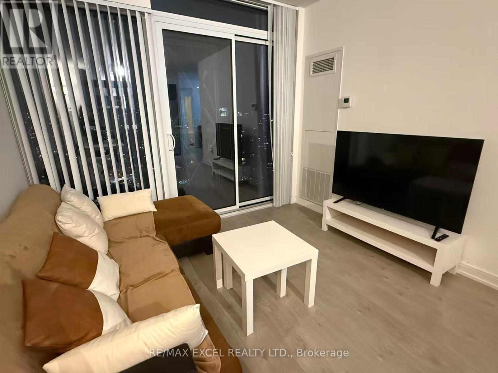 3705 - 50 Wellesley Street, Toronto, Ontario  M4Y 1G2 - Photo 2 - C12958476