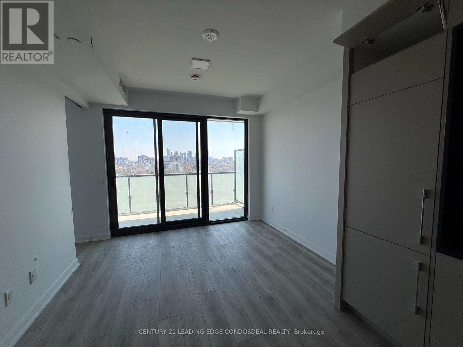 1802 - 29 Green Trail Court, Toronto, Ontario  M2K 0J9 - Photo 4 - C12983832