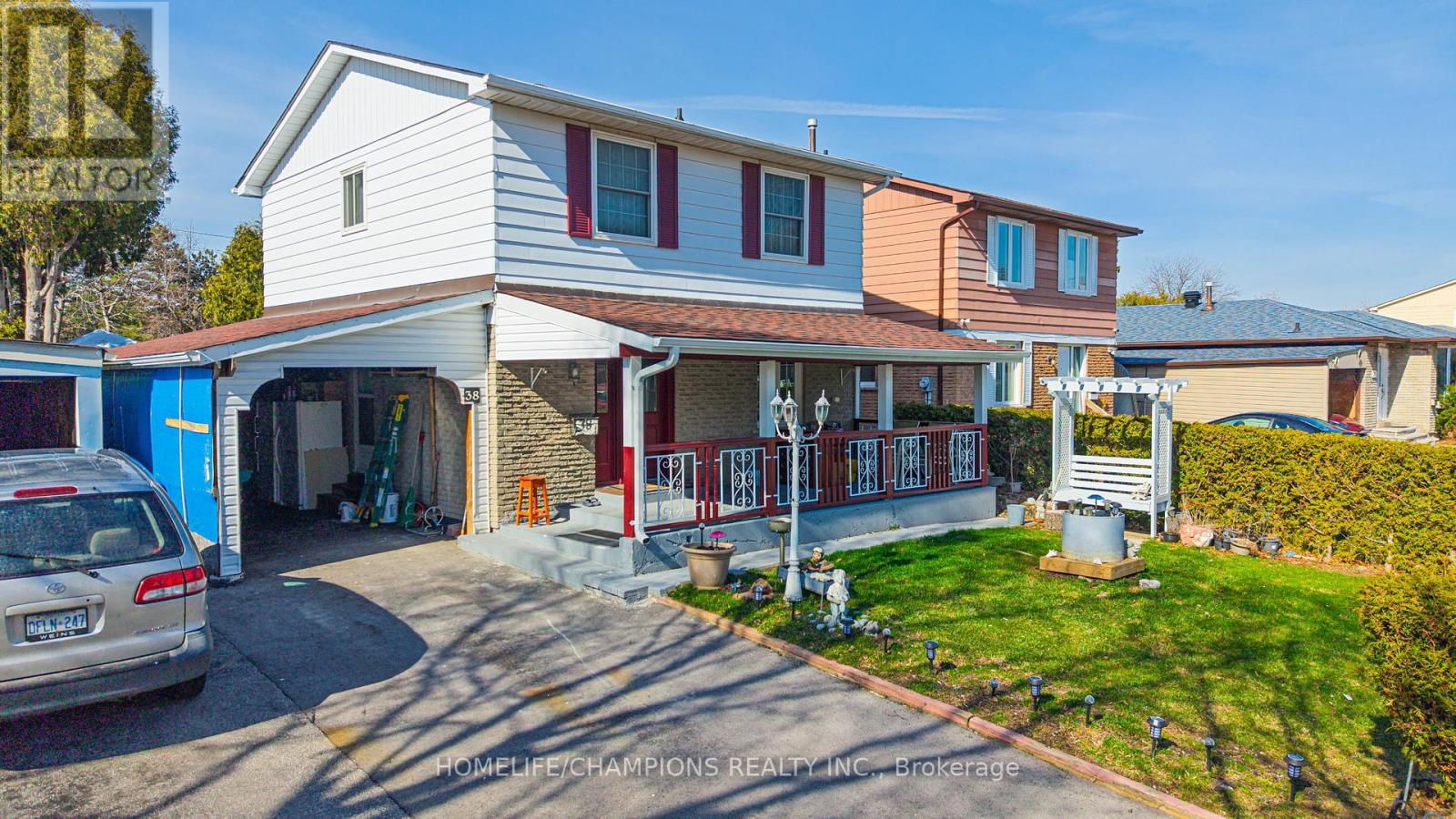 38 Dunsfold Drive, Toronto, Ontario  M1B 1T6 - Photo 4 - E12983140