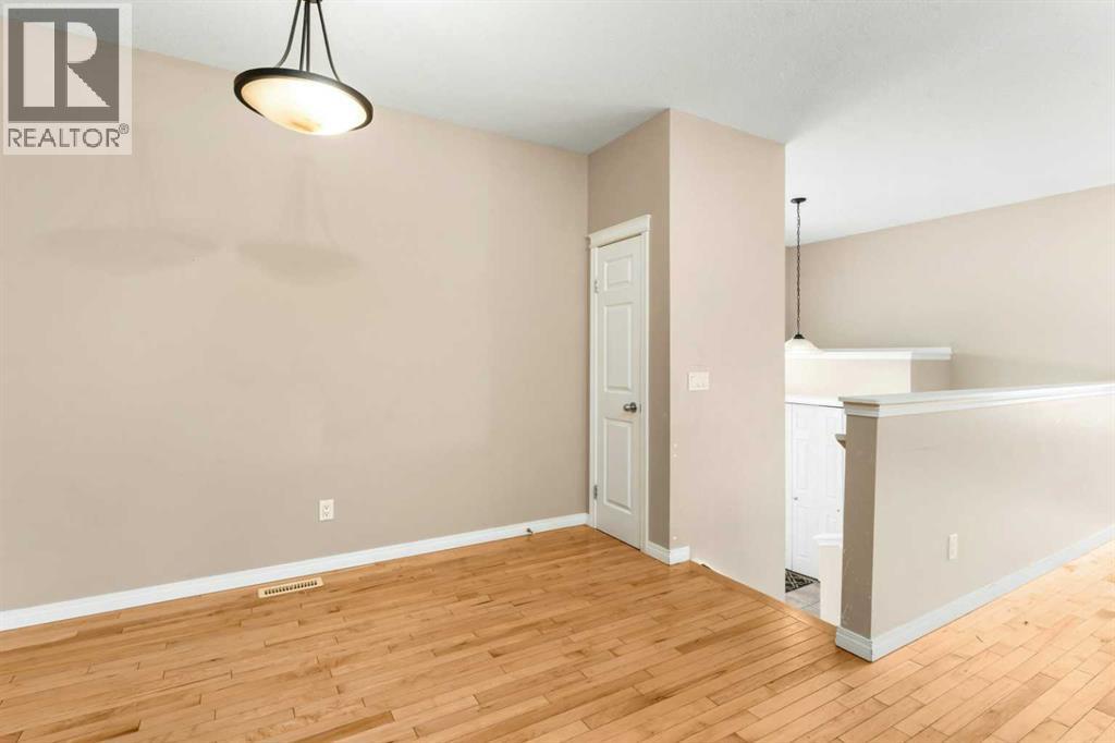 748 Carriage Lane Drive, Carstairs, Alberta  T0M 0N0 - Photo 13 - A2300925