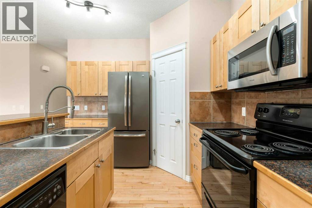 748 Carriage Lane Drive, Carstairs, Alberta  T0M 0N0 - Photo 9 - A2300925