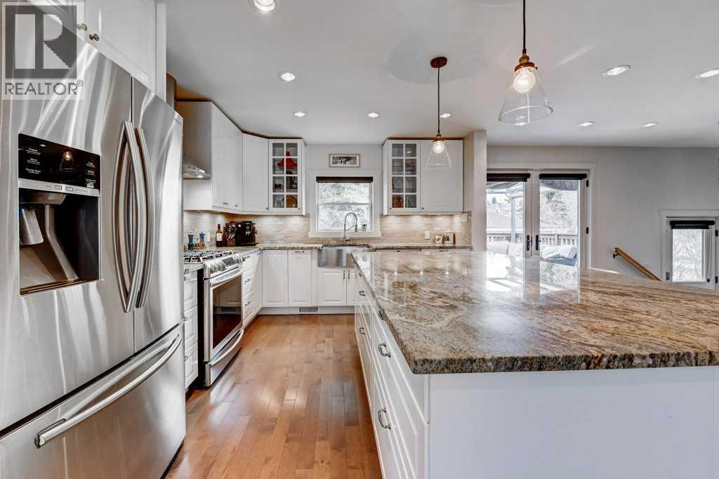 3040 26 Street SW, Calgary, Alberta  T3E 2B5 - Photo 6 - A2283067