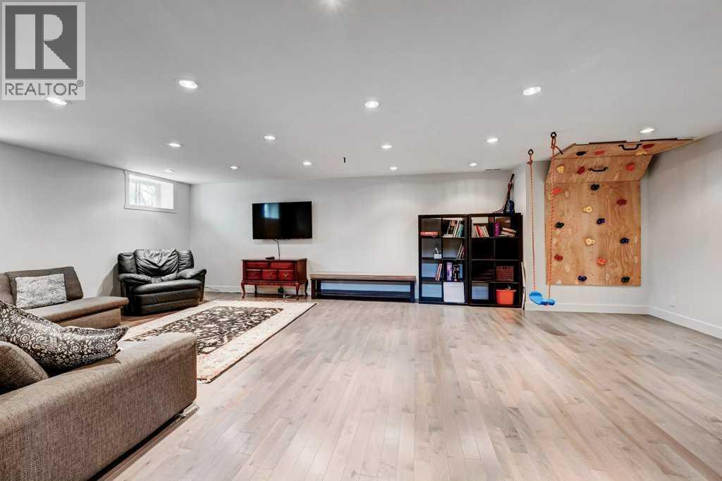 3040 26 Street SW, Calgary, Alberta  T3E 2B5 - Photo 23 - A2283067