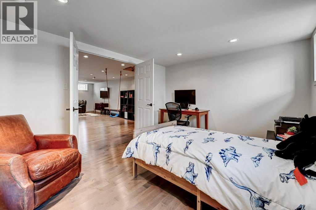 3040 26 Street SW, Calgary, Alberta  T3E 2B5 - Photo 27 - A2283067