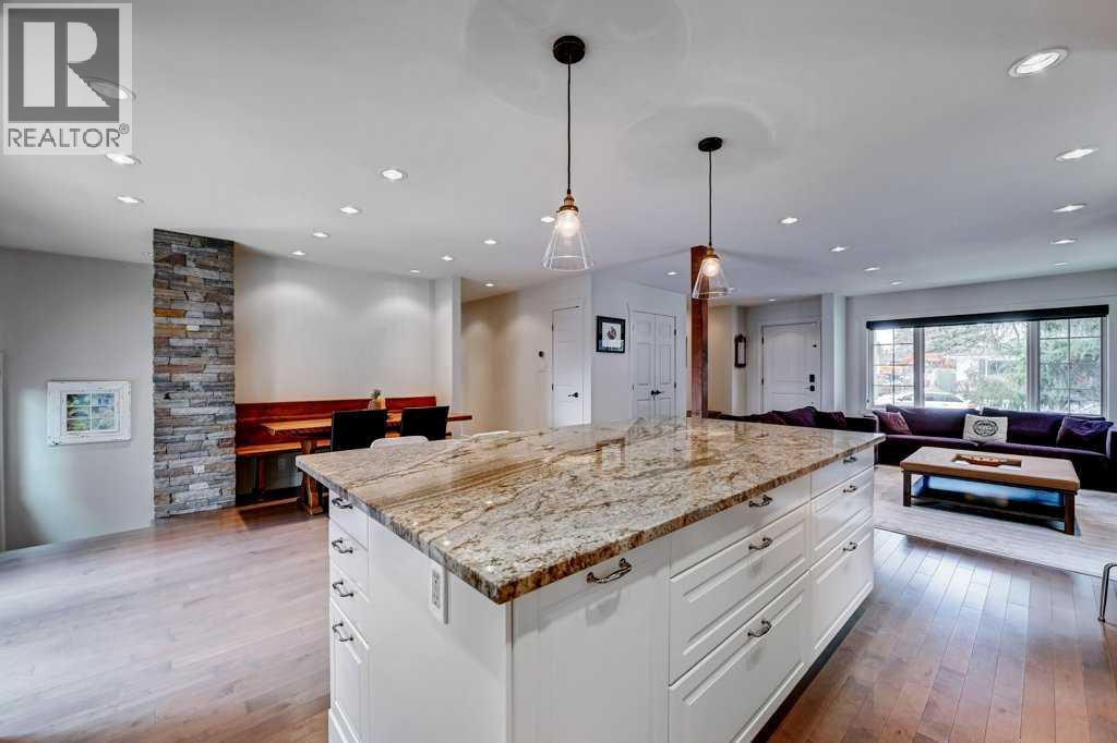 3040 26 Street SW, Calgary, Alberta  T3E 2B5 - Photo 8 - A2283067