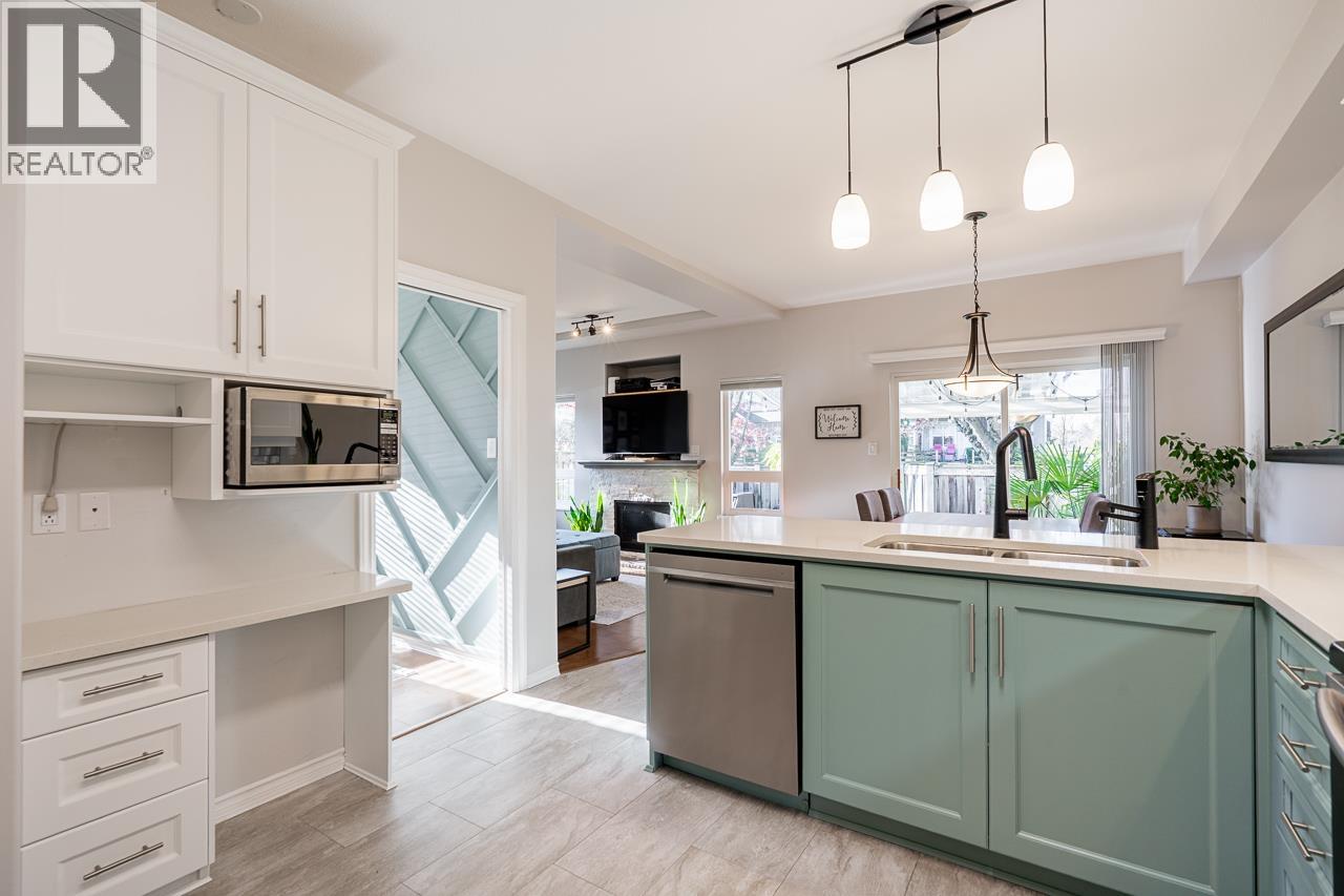 9 998 Riverside Drive, Port Coquitlam, British Columbia V3B 7Y4 - Photo 4 - R3105556