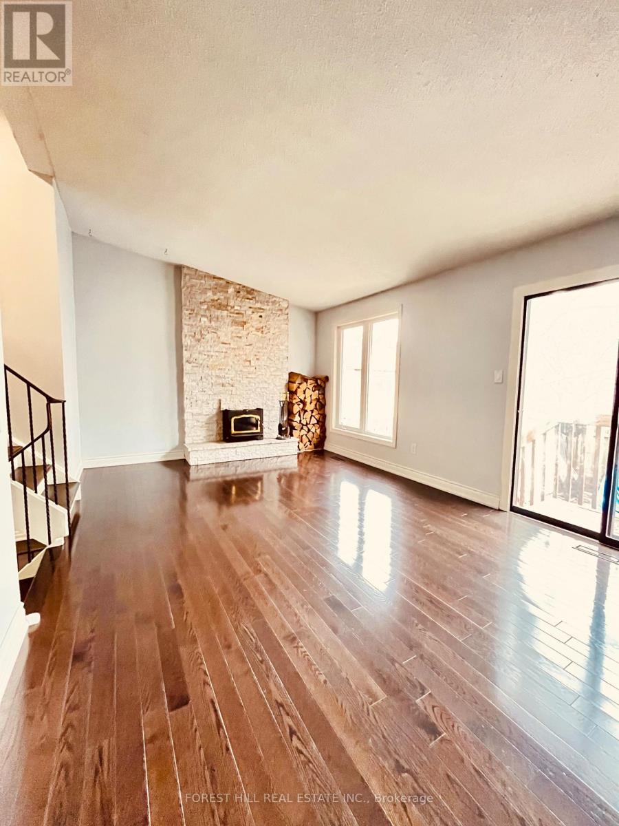 812 Sweetwater Crescent, Mississauga (Lorne Park), Ontario  L5H 4A4 - Photo 16 - W12981710