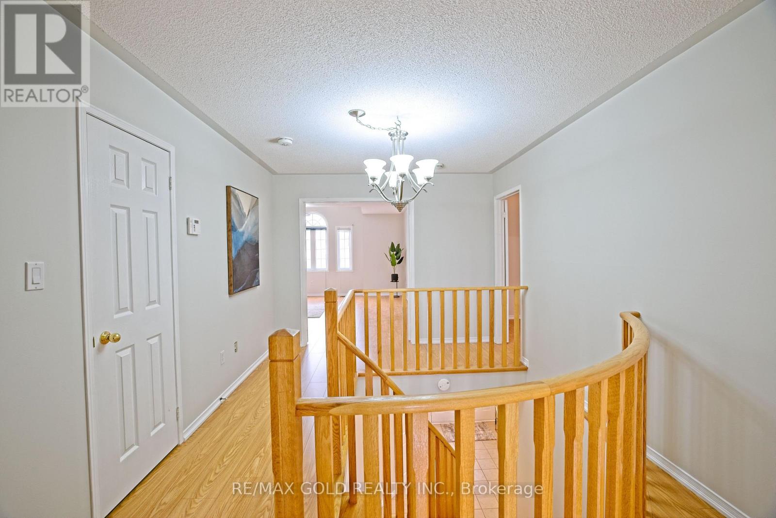 16 Cottontail Road, Brampton (Fletcher's Meadow), Ontario  L7A 3R3 - Photo 19 - W12982380