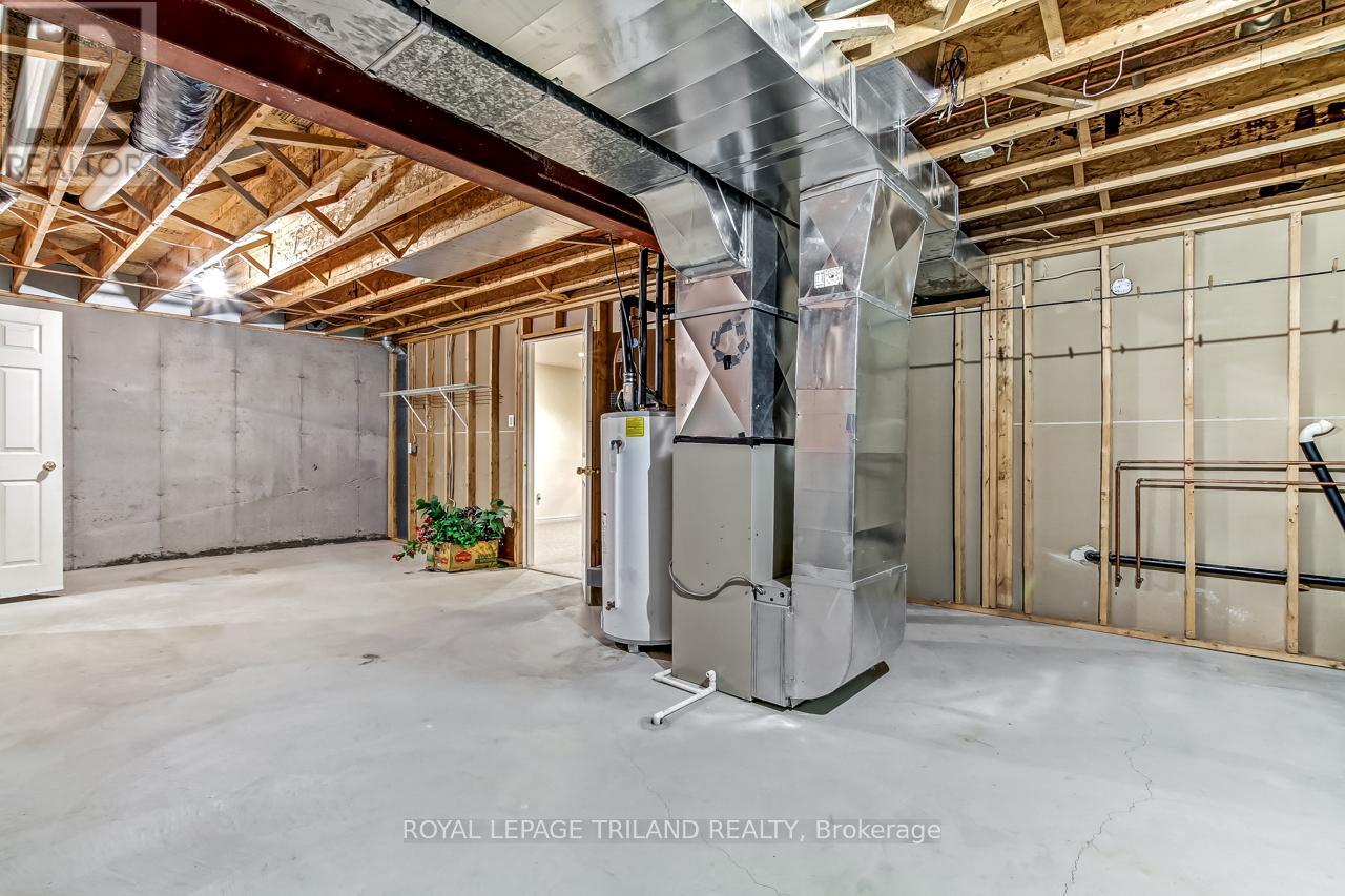 Photo 26 of 32 for 47 - 44 Edgevalley Road