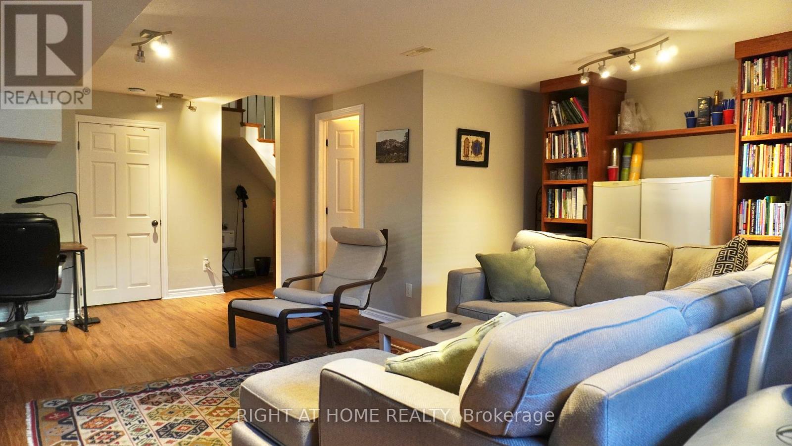 D - 29 Cresthaven Drive, Ottawa, Ontario  K2G 6T8 - Photo 36 - X12981108