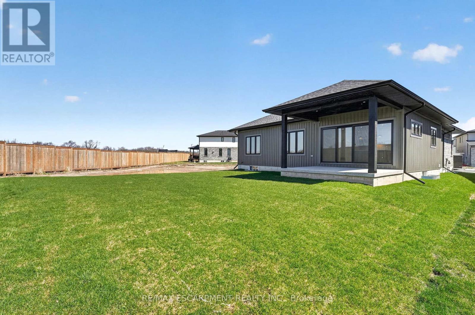 6192 Curlin Crescent, Niagara Falls, Ontario  L2H 3W8 - Photo 50 - X12985274