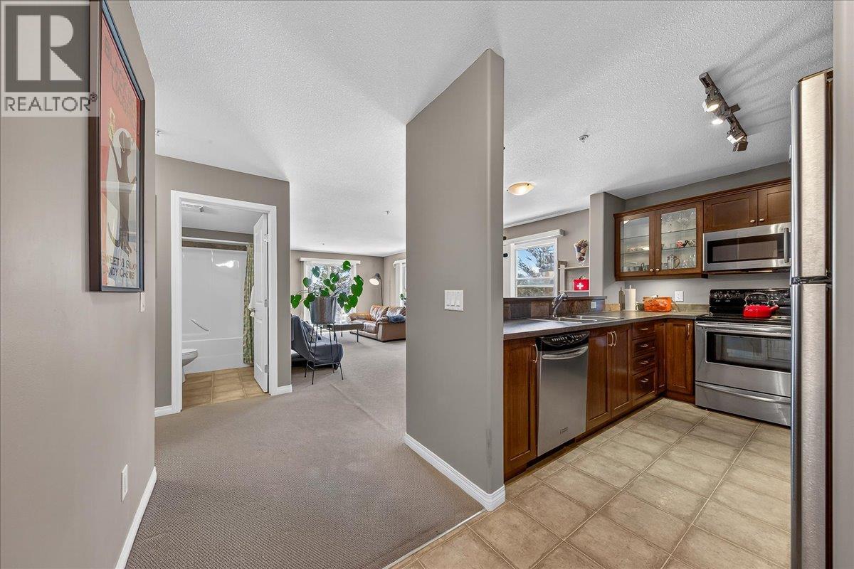 4884 Stanley Street Unit# 310, Radium Hot Springs, British Columbia