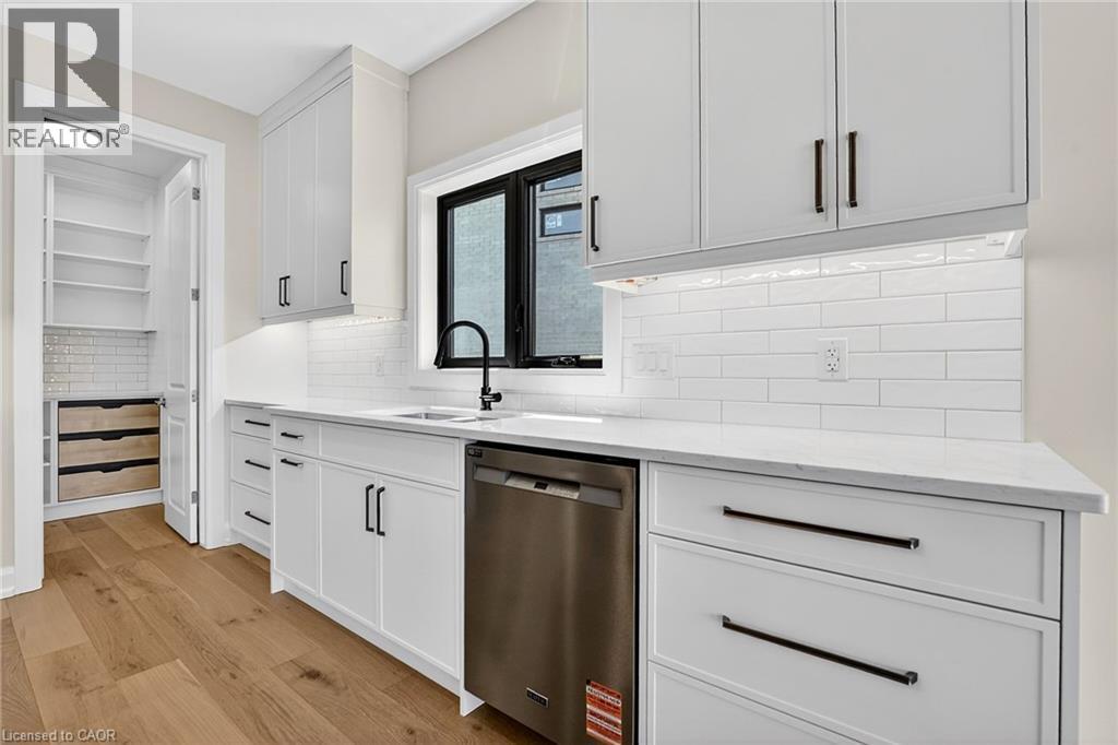 6192 Curlin Crescent, Niagara Falls, Ontario  L2H 3W6 - Photo 11 - 40819799