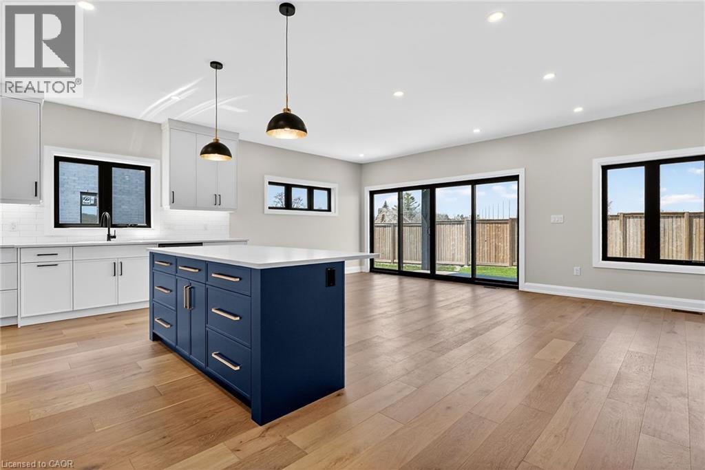 6192 Curlin Crescent, Niagara Falls, Ontario  L2H 3W6 - Photo 16 - 40819799