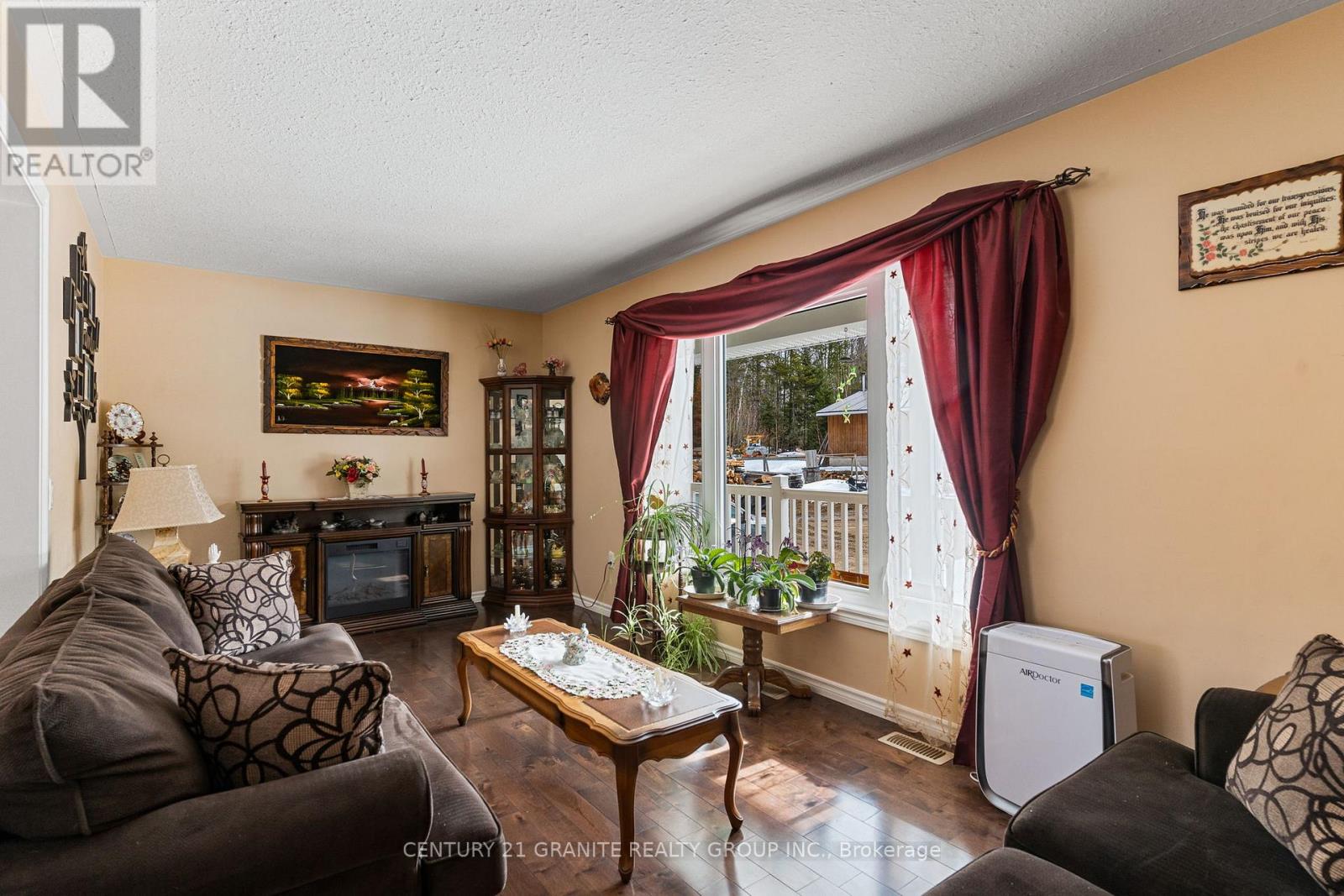 818 Williams Lake Road, Hastings Highlands, Ontario  K0L 1C0 - Photo 6 - X12986806