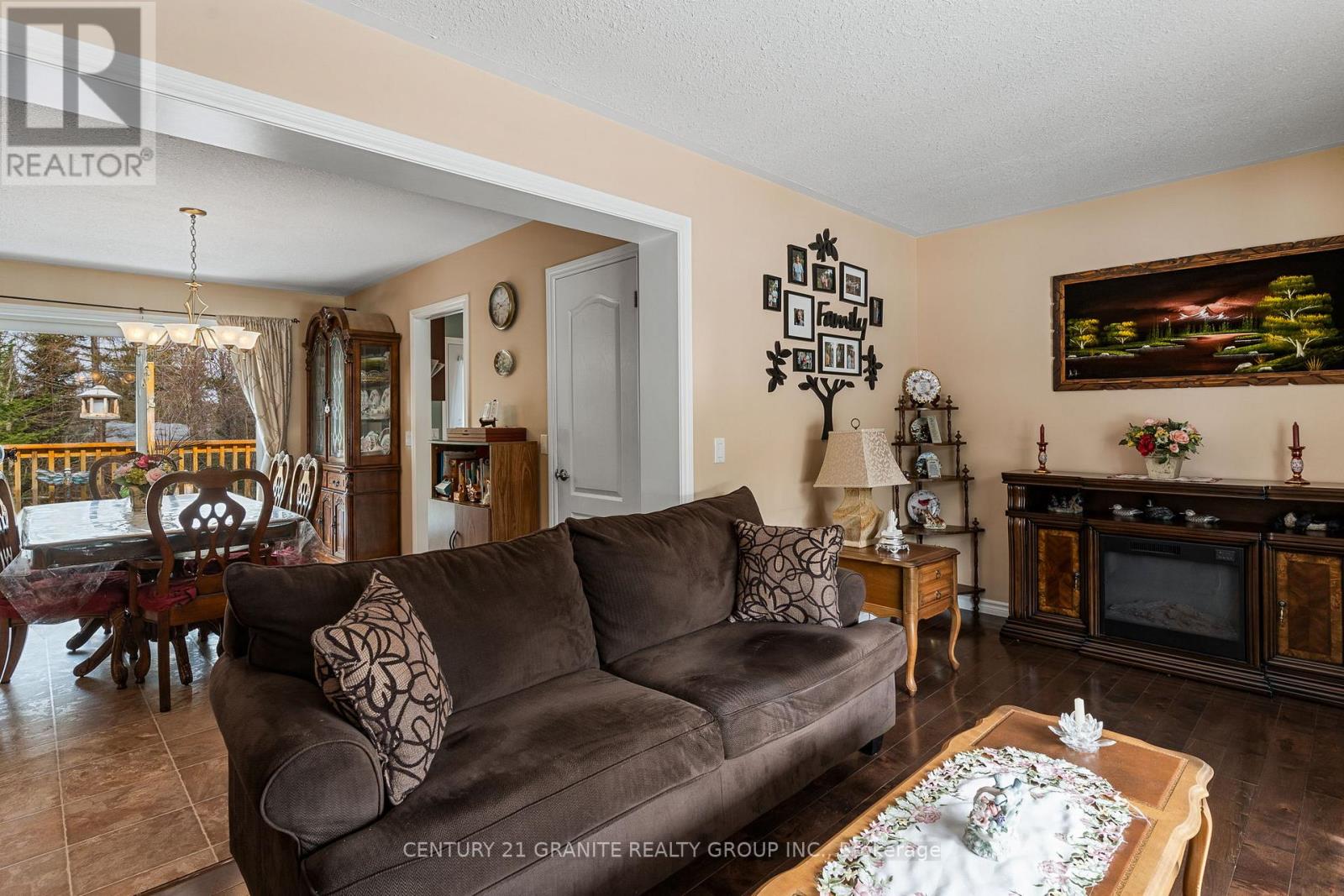 818 Williams Lake Road, Hastings Highlands, Ontario  K0L 1C0 - Photo 9 - X12986806