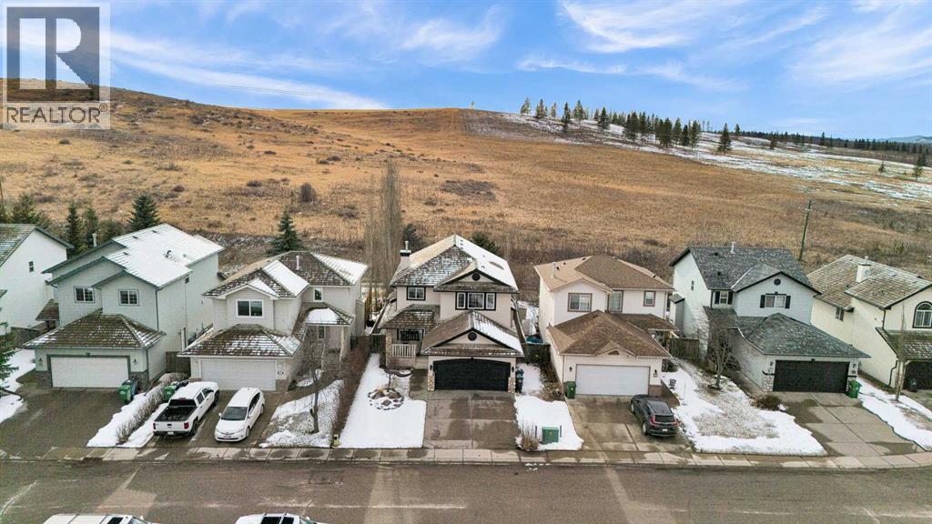 92 Bow Ridge Crescent, Cochrane, Alberta  T4C 1V1 - Photo 7 - A2299917