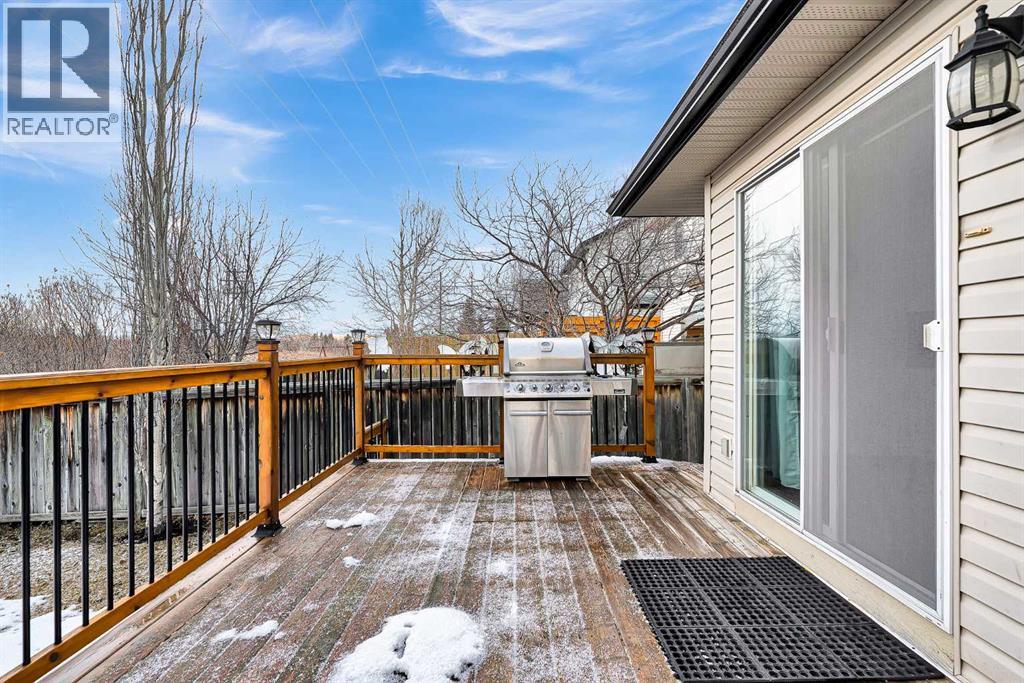 92 Bow Ridge Crescent, Cochrane, Alberta  T4C 1V1 - Photo 19 - A2299917