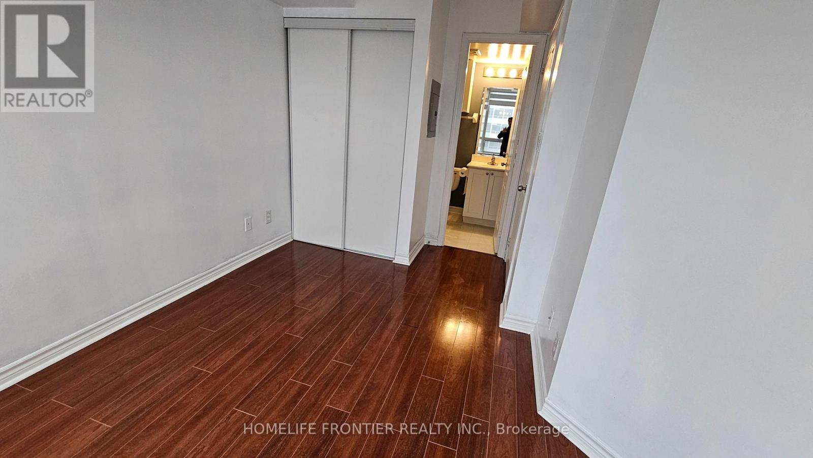 1712 - 3 Rean Drive, Toronto, Ontario  M2K 3C2 - Photo 9 - C12986814