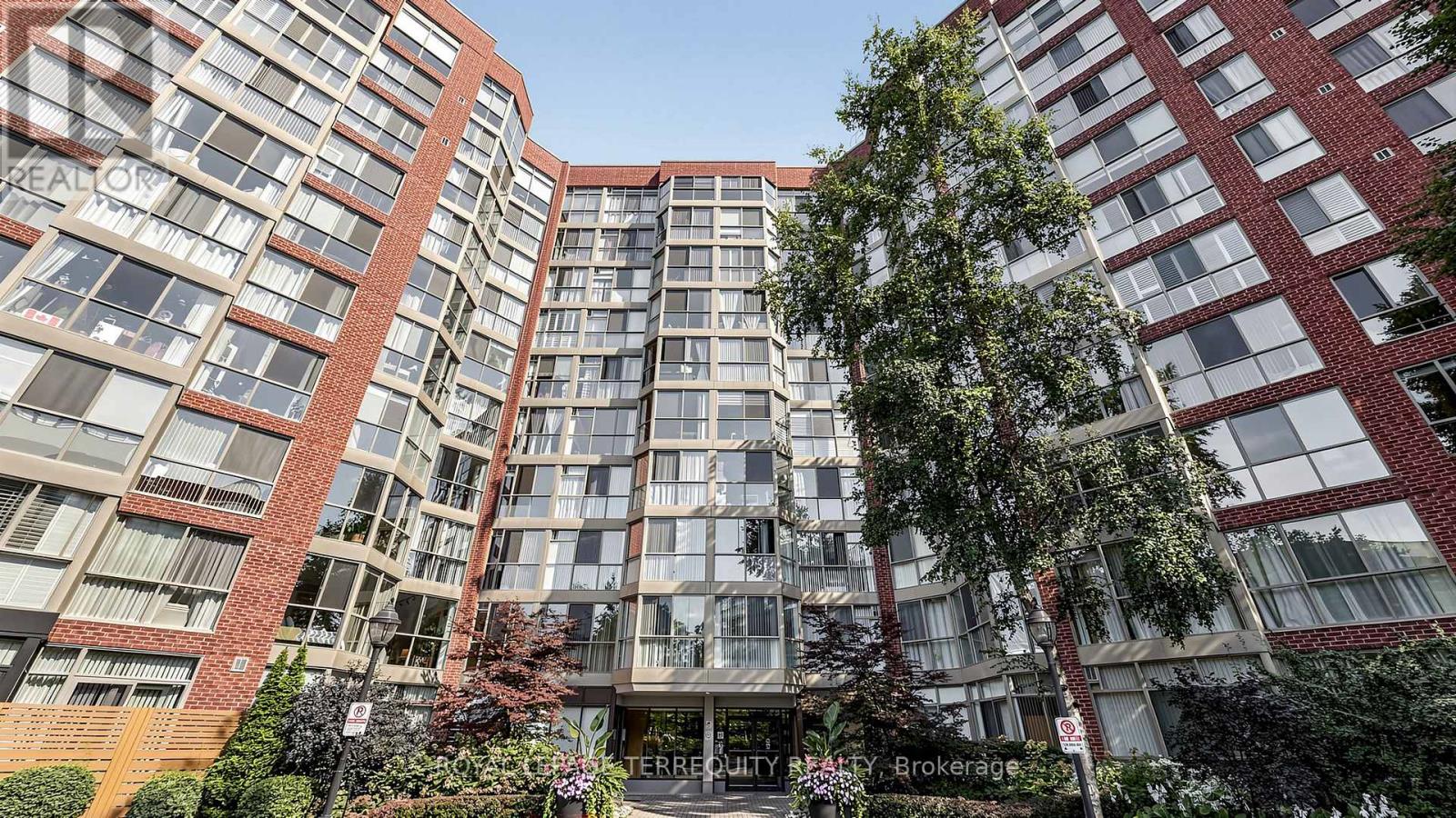 833 - 22 Southport Street, Toronto, Ontario M6S 4Y9 - Photo 47 - W12862636