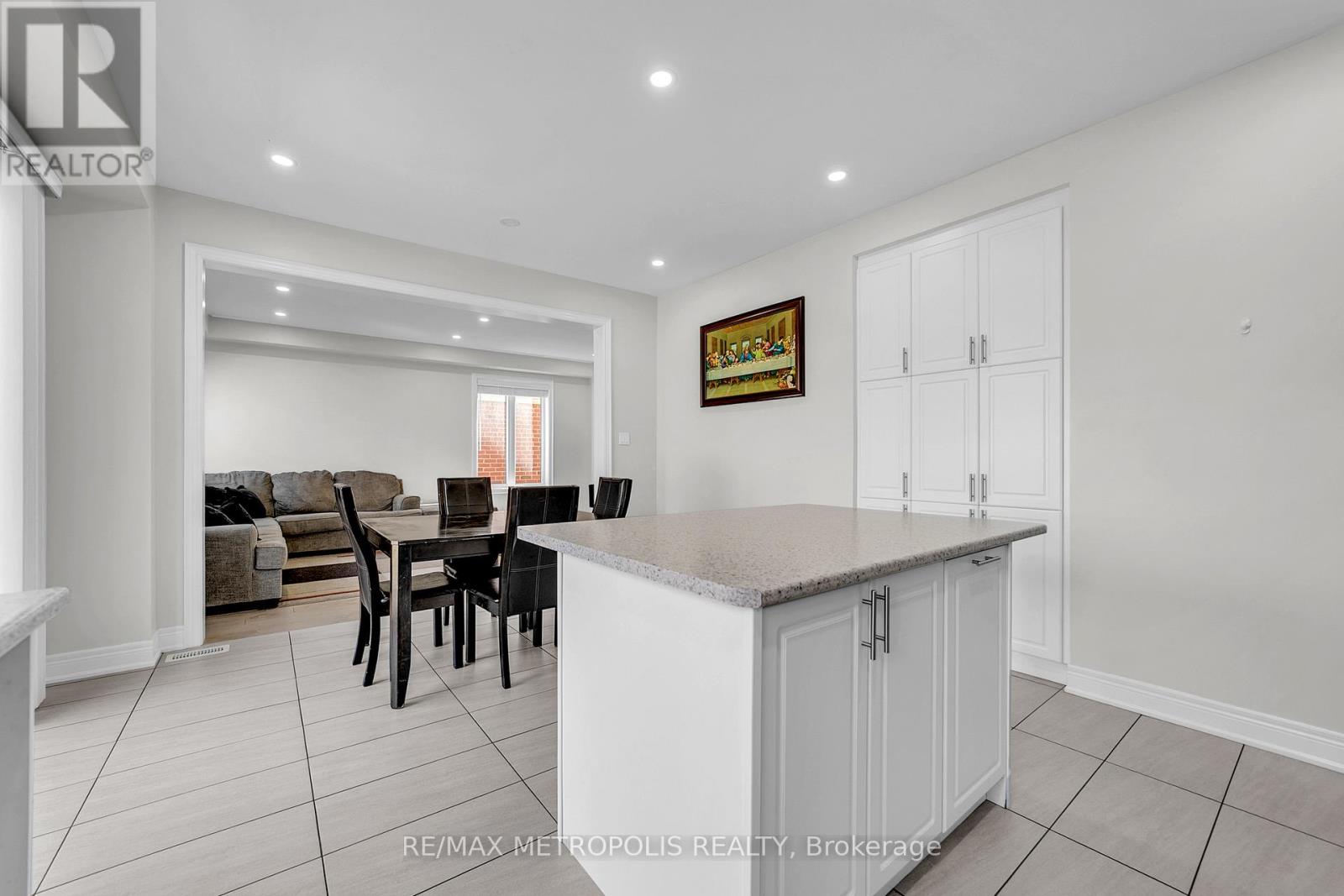 80 Pridham Place, New Tecumseth (Tottenham), Ontario  L0G 1W0 - Photo 12 - N12986792