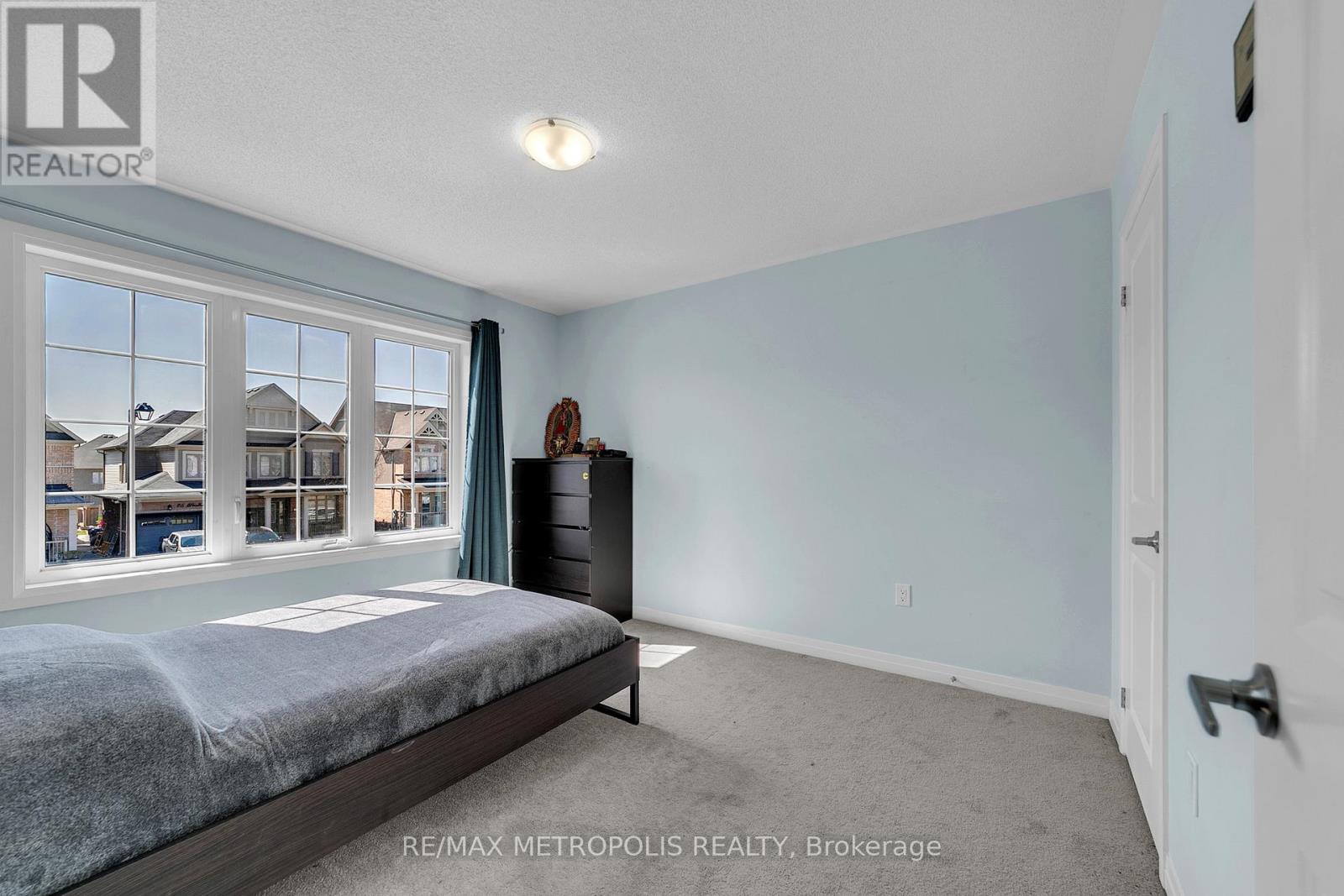 80 Pridham Place, New Tecumseth (Tottenham), Ontario  L0G 1W0 - Photo 17 - N12986792