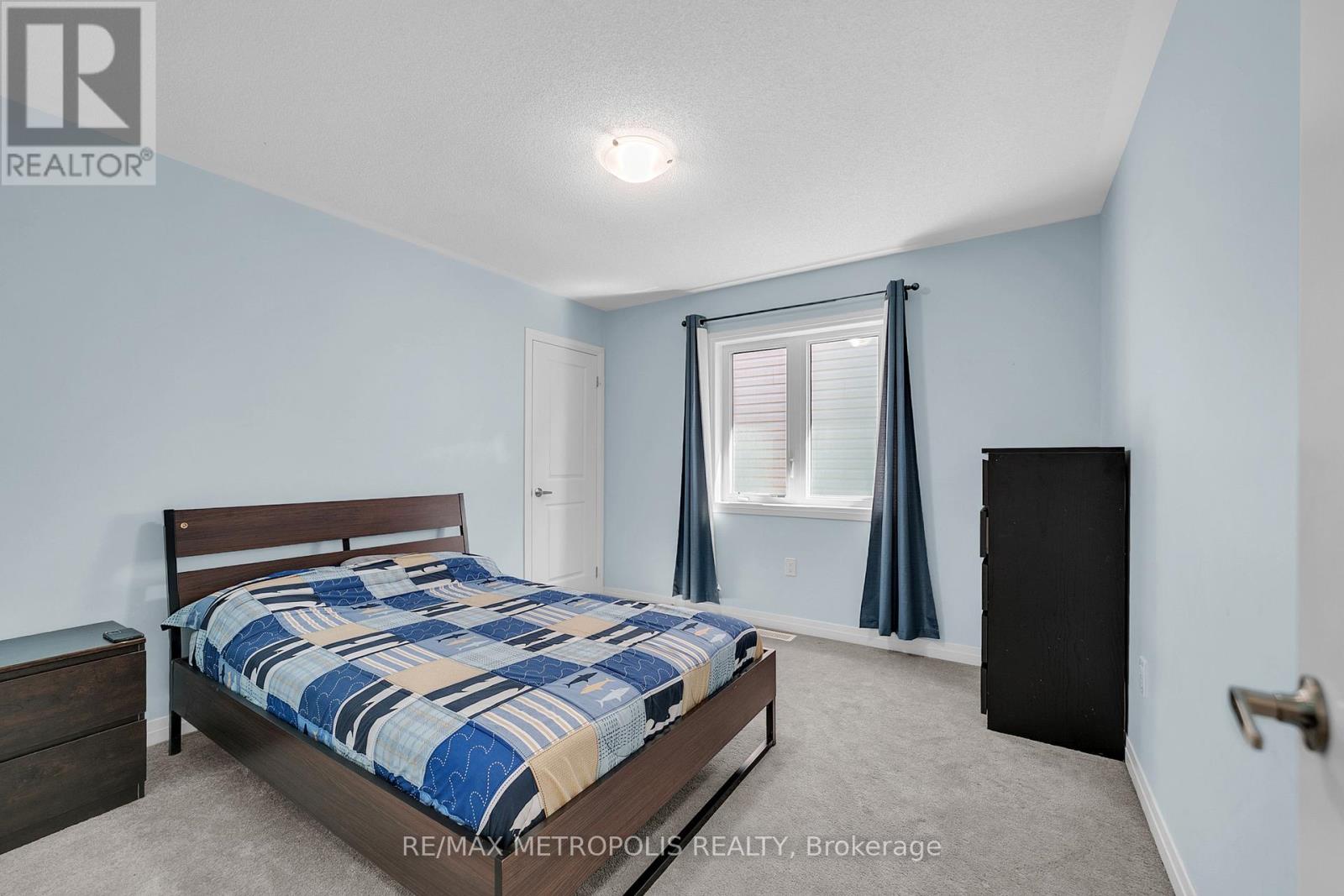 80 Pridham Place, New Tecumseth (Tottenham), Ontario  L0G 1W0 - Photo 18 - N12986792