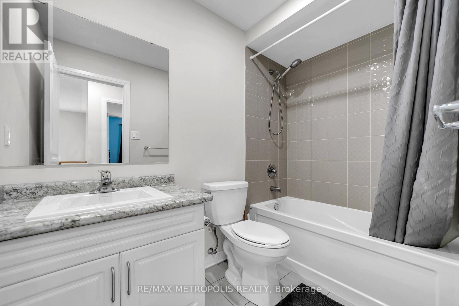 80 Pridham Place, New Tecumseth (Tottenham), Ontario  L0G 1W0 - Photo 19 - N12986792