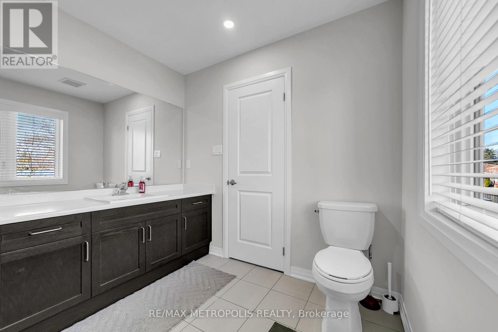 80 Pridham Place, New Tecumseth (Tottenham), Ontario  L0G 1W0 - Photo 24 - N12986792