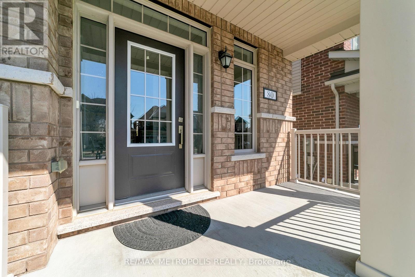 80 Pridham Place, New Tecumseth (Tottenham), Ontario  L0G 1W0 - Photo 3 - N12986792