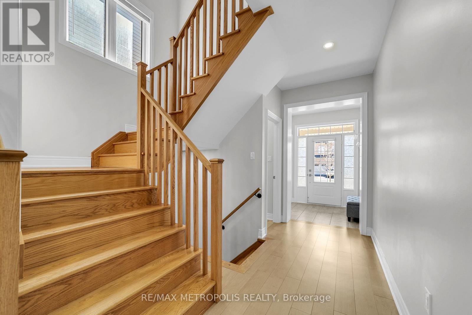 80 Pridham Place, New Tecumseth (Tottenham), Ontario  L0G 1W0 - Photo 4 - N12986792