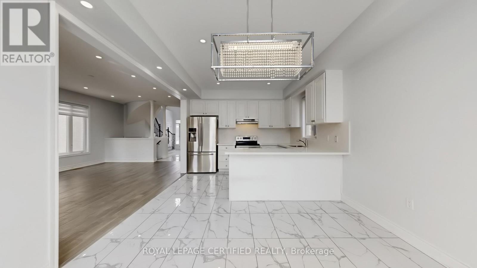 62 Heritage Street, Bradford West Gwillimbury (Bradford), Ontario  L3Z 0X4 - Photo 17 - N12986808