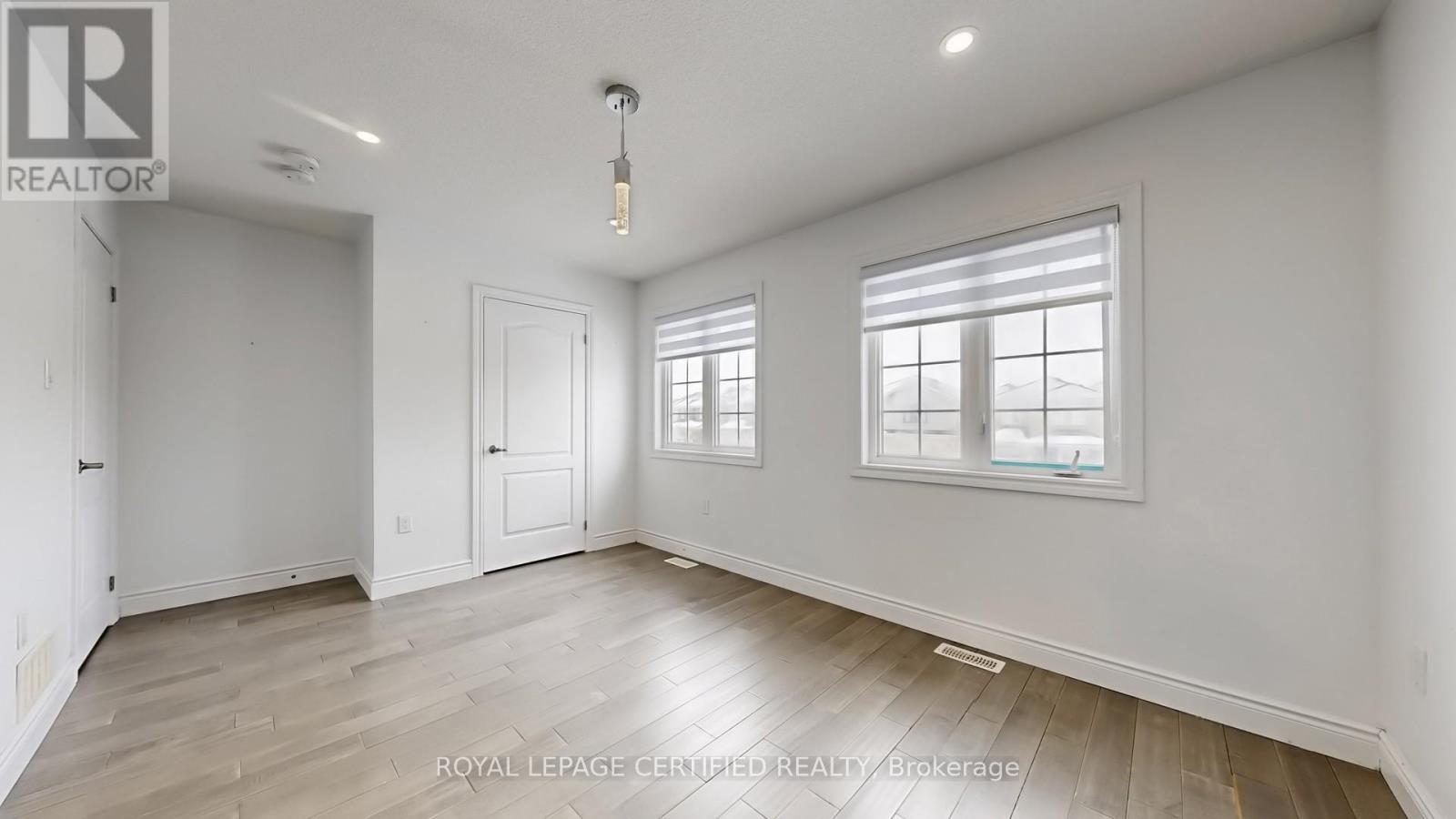 62 Heritage Street, Bradford West Gwillimbury (Bradford), Ontario  L3Z 0X4 - Photo 30 - N12986808