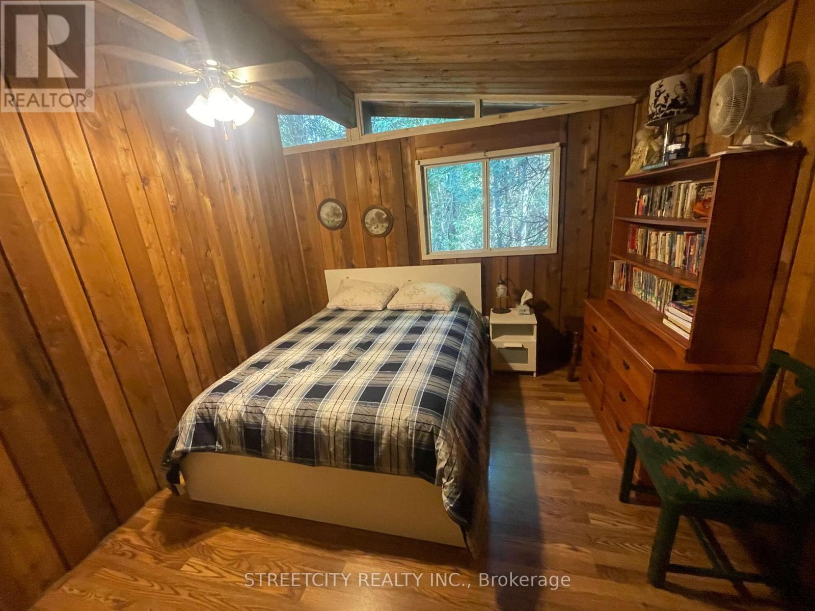 6418 Robert Avenue, Lambton Shores, Ontario  N0N 1J0 - Photo 32 - X12975180