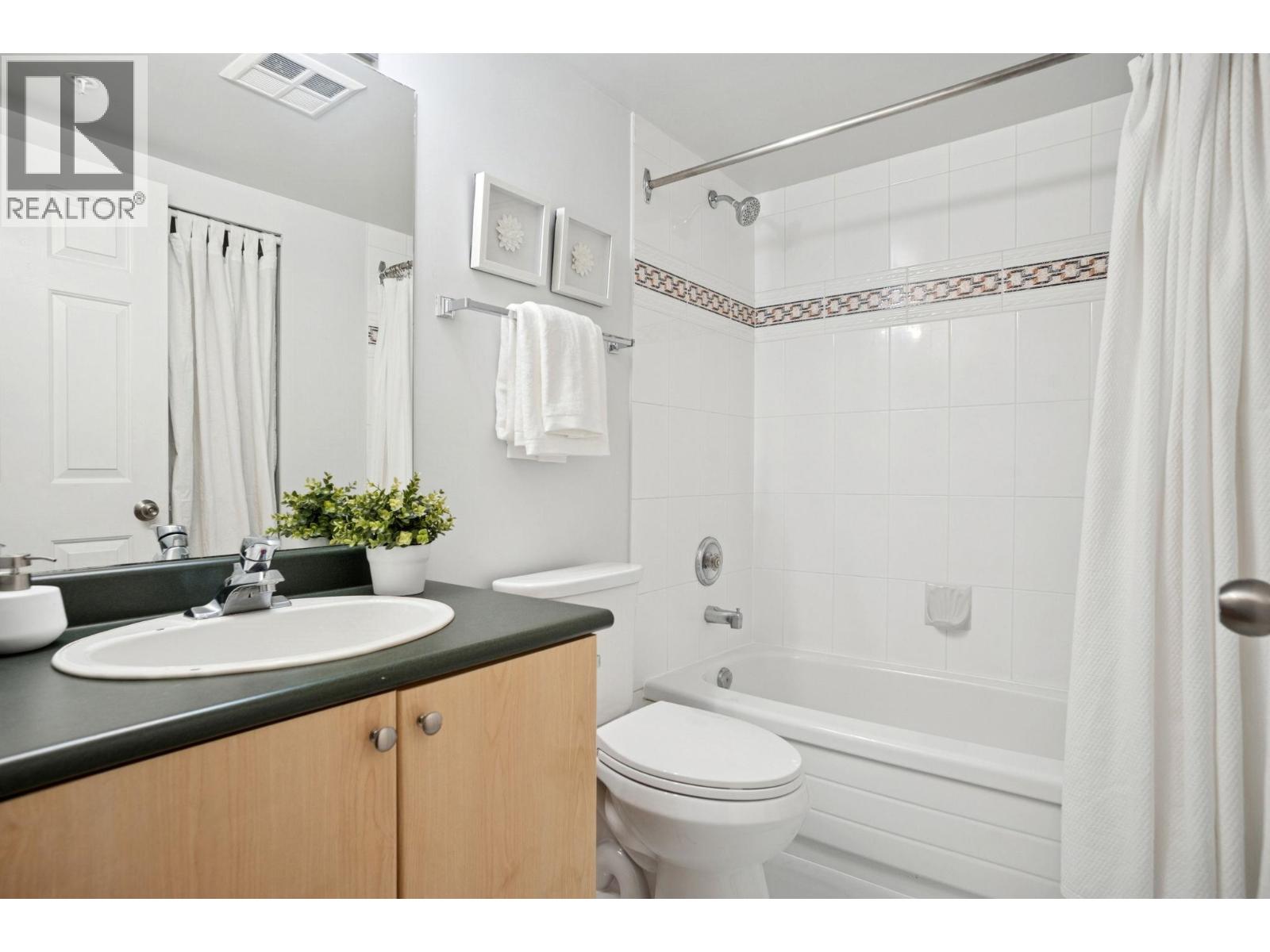 201 1099 W 71st Avenue, Vancouver, British Columbia  V6P 6Y5 - Photo 16 - R3079981