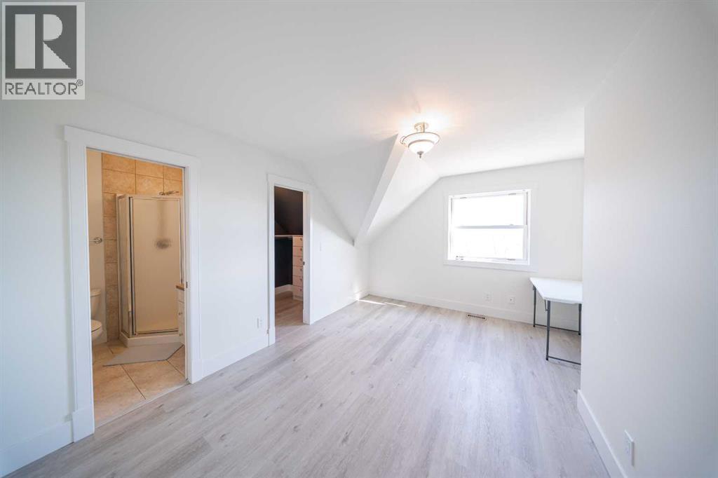 39 Slopes Grove Sw, Calgary, Alberta  T3H 3Y6 - Photo 19 - A2299187