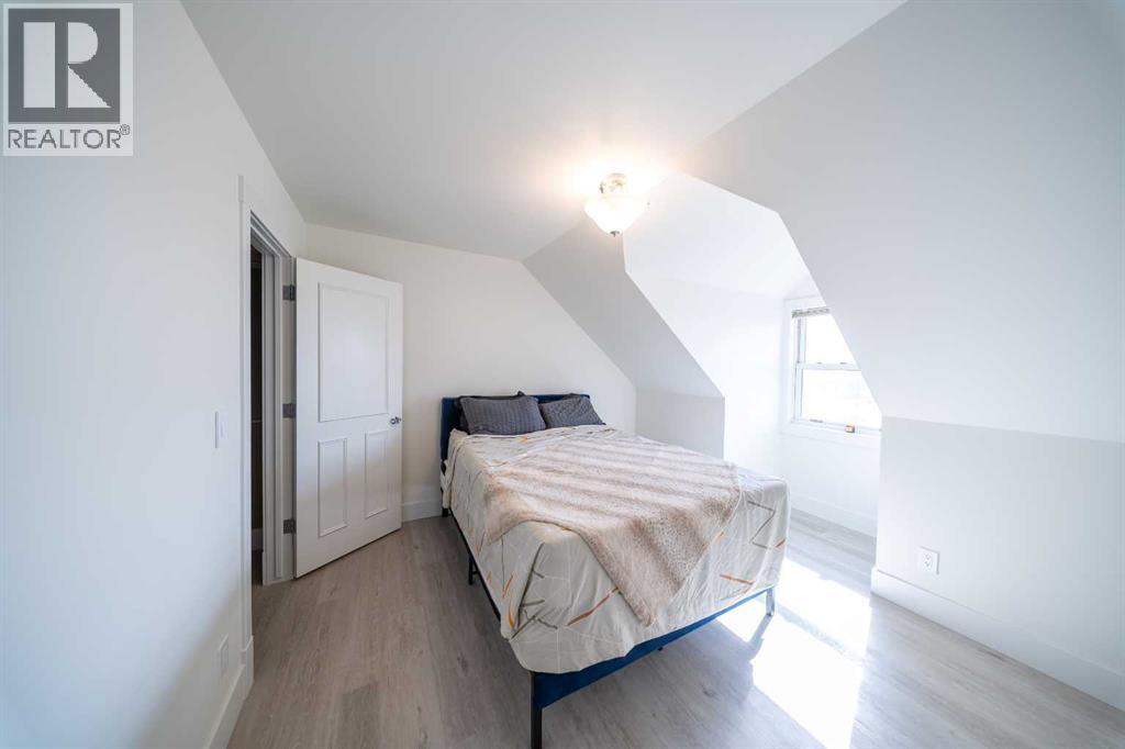 39 Slopes Grove Sw, Calgary, Alberta  T3H 3Y6 - Photo 17 - A2299187