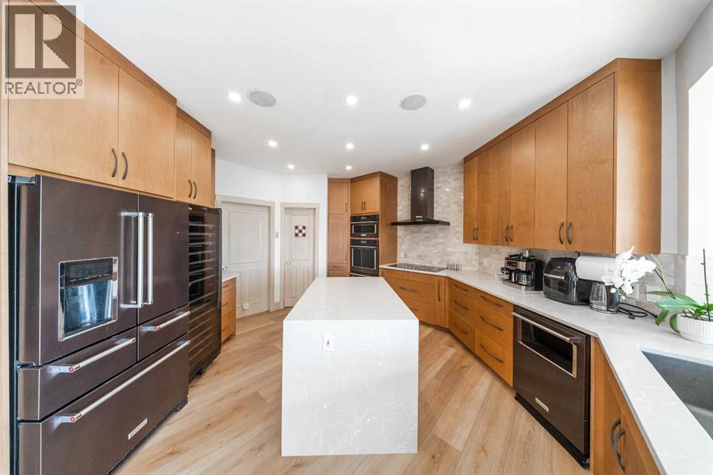 39 Slopes Grove Sw, Calgary, Alberta  T3H 3Y6 - Photo 6 - A2299187