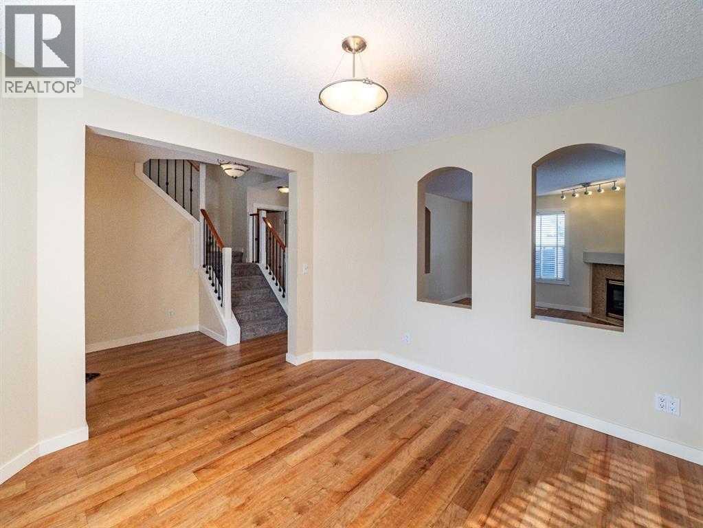 101 Westpoint Gardens, Calgary, Alberta  T3H 4M4 - Photo 2 - A2299192
