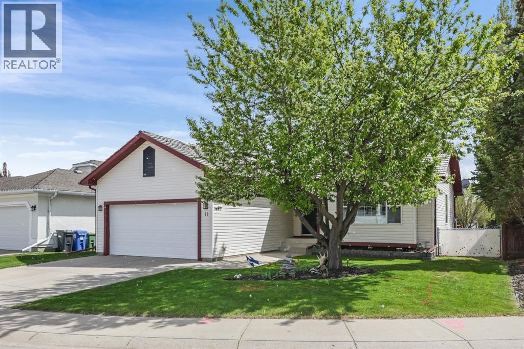 11 Strathmore Lakes Crescent, Strathmore, Alberta  T1P 1L7 - Photo 2 - A2300402