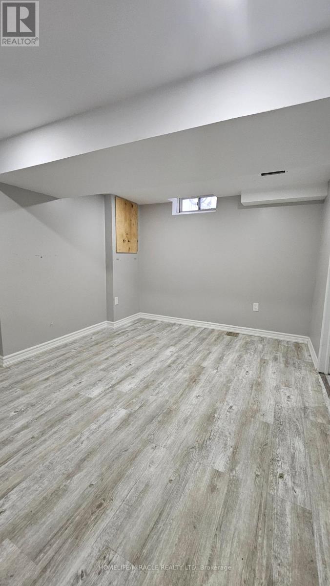 24-24 Guildford Crescent, Brampton, Ontario  L6S 3K2 - Photo 10 - W12986772