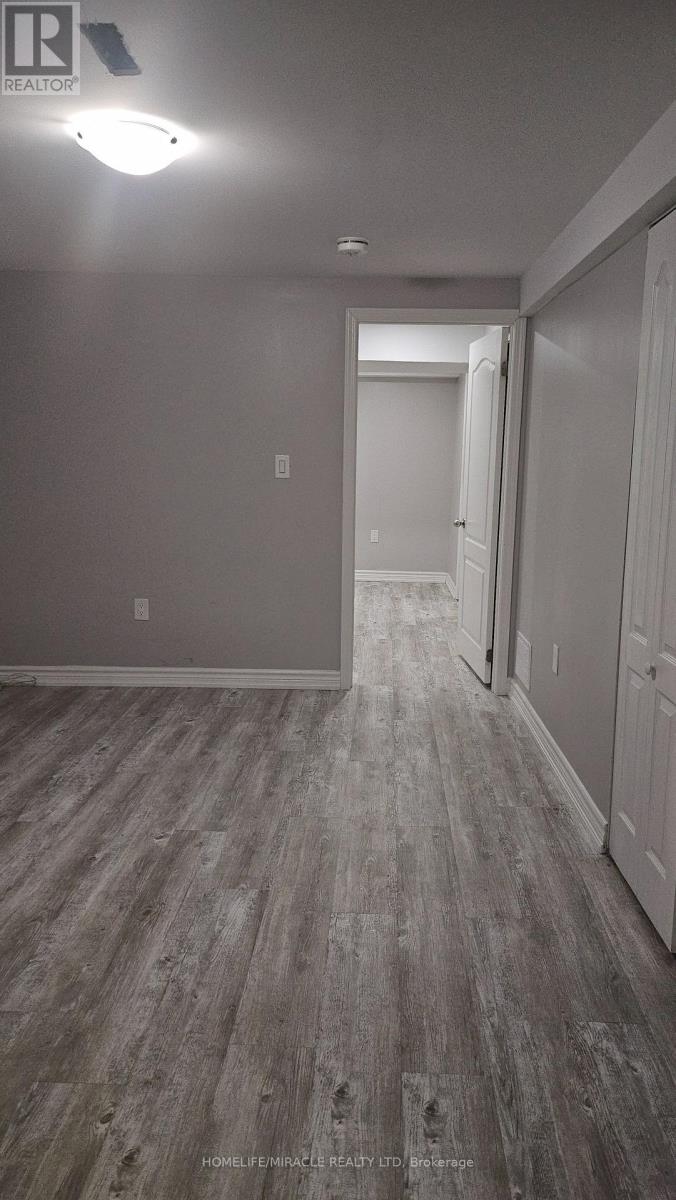 24-24 Guildford Crescent, Brampton, Ontario  L6S 3K2 - Photo 5 - W12986772