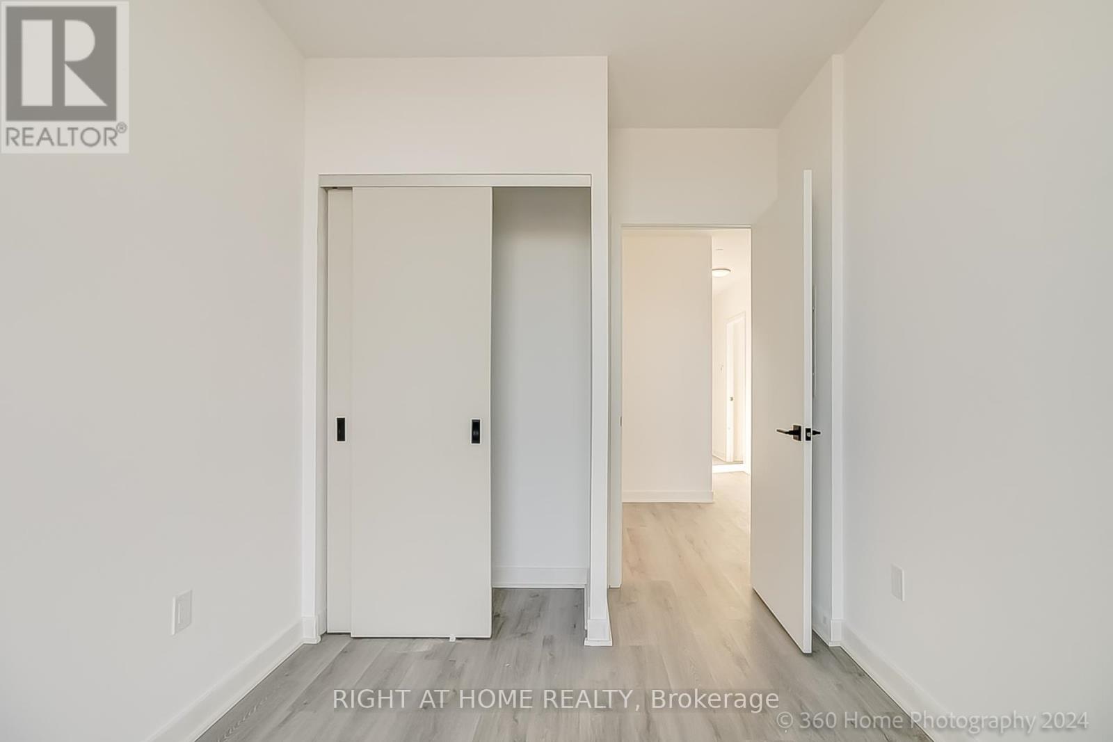 1809 - 36 Zorra Street, Toronto, Ontario  M8Z 0G5 - Photo 12 - W12986776