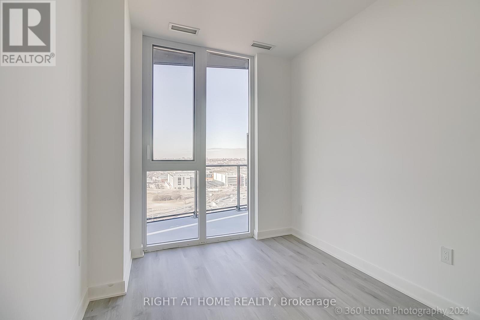 1809 - 36 Zorra Street, Toronto, Ontario  M8Z 0G5 - Photo 13 - W12986776