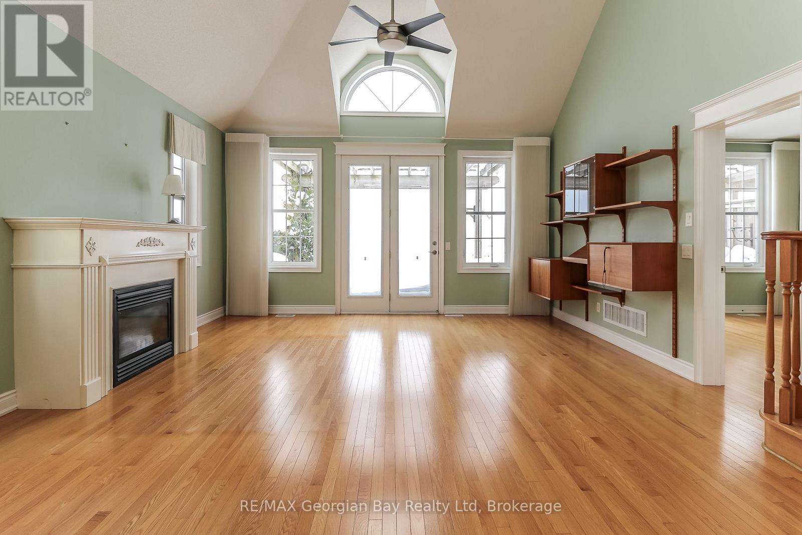 210 Wycliffe Cove, Tay, Ontario  L0K 2A0 - Photo 19 - S12660812