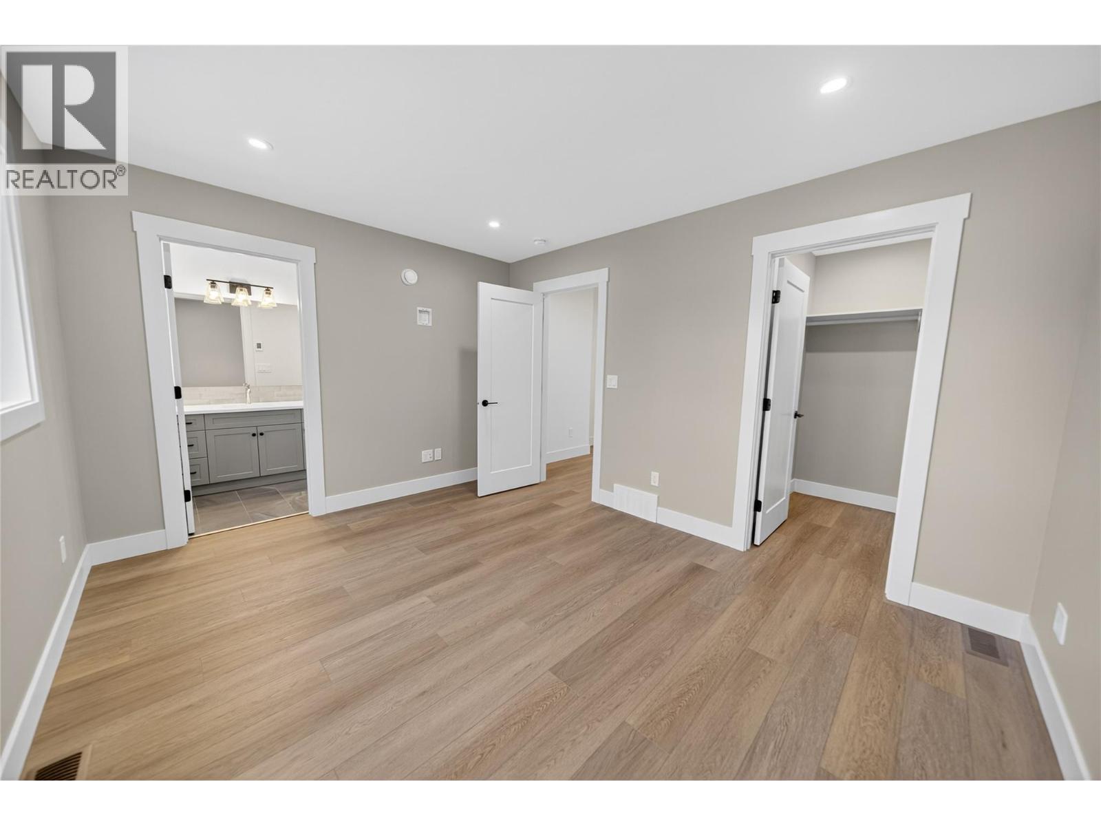 221 4th Avenue S, Cranbrook, British Columbia  V1C 2E2 - Photo 9 - 10381345